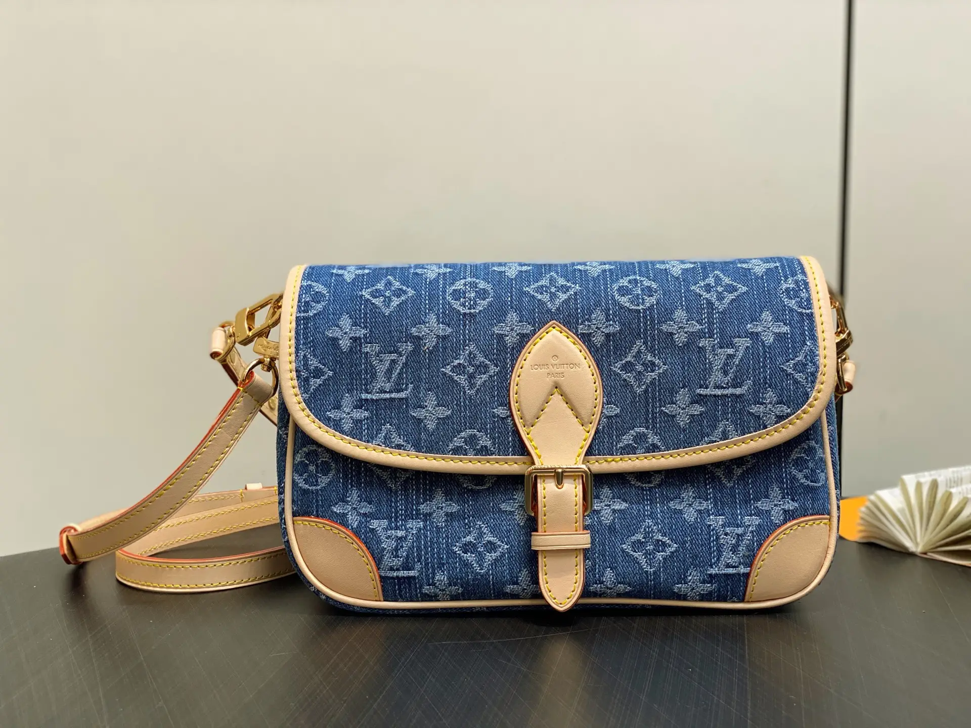 M13070 Blue Denim Cowboy Stick Bag New Diane Handbag Dai