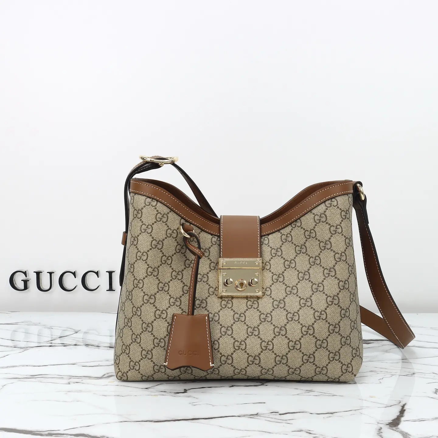 Gucci， Original leather, style 839021 apricot brown size: 29x wide