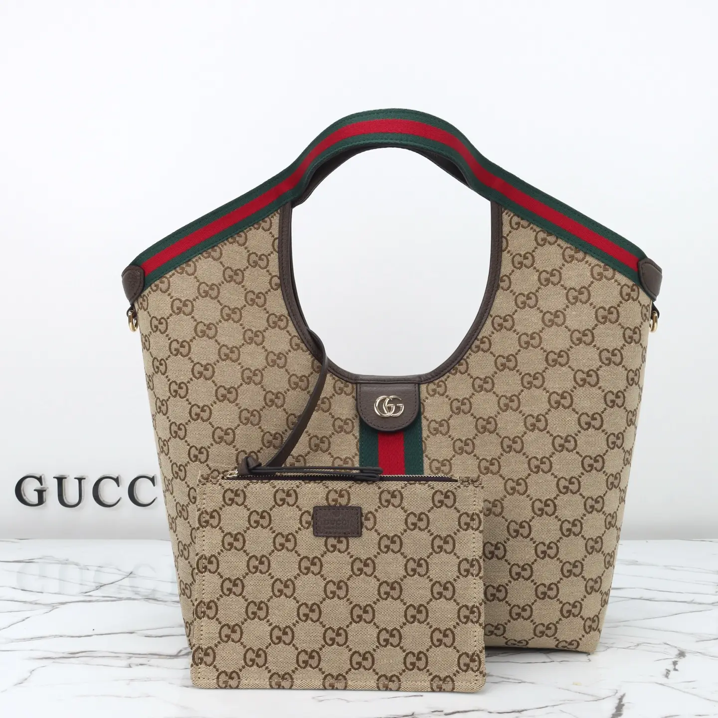 Gucci， Original leather, style 853972 Apricot cloth size