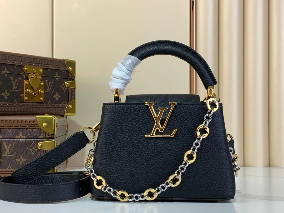 ✨ 【 CAPUCINS Mini Handbag 】 m12938 Black Beads