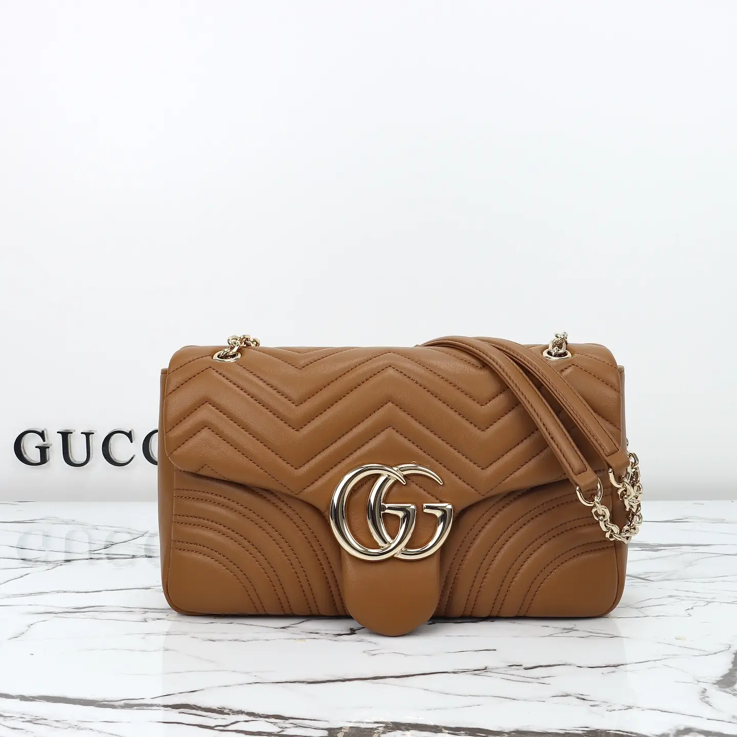 Gucci， Original leather, style 838985 brown (sheepskin lining)
