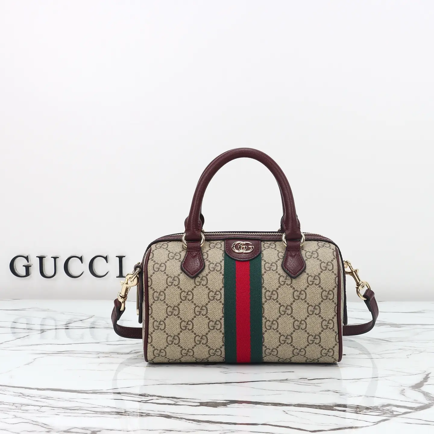 Gucci， Original leather, style 841294 Brown size: 21x wide