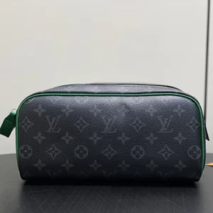 ✨ M15246 Black Flower Green Toilet Bag Series DOPP KIT Ld Toilet Bag