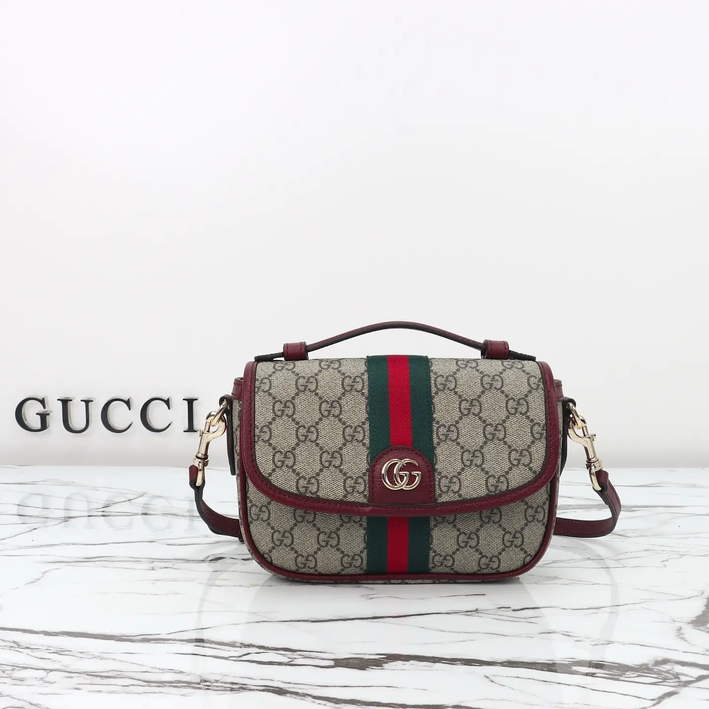Gucci， Original leather, style 836843 Brown size: 20x wide