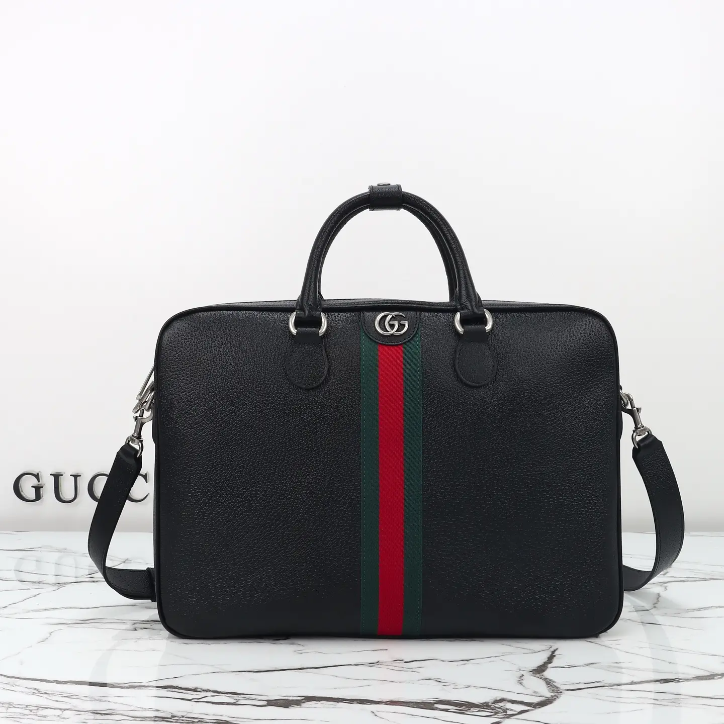 Gucci， Original leather, model number 834461 grams leather size: width 39