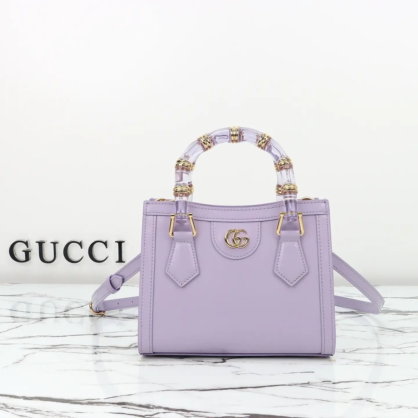 Gucci， Original leather, style 832936 purple leather