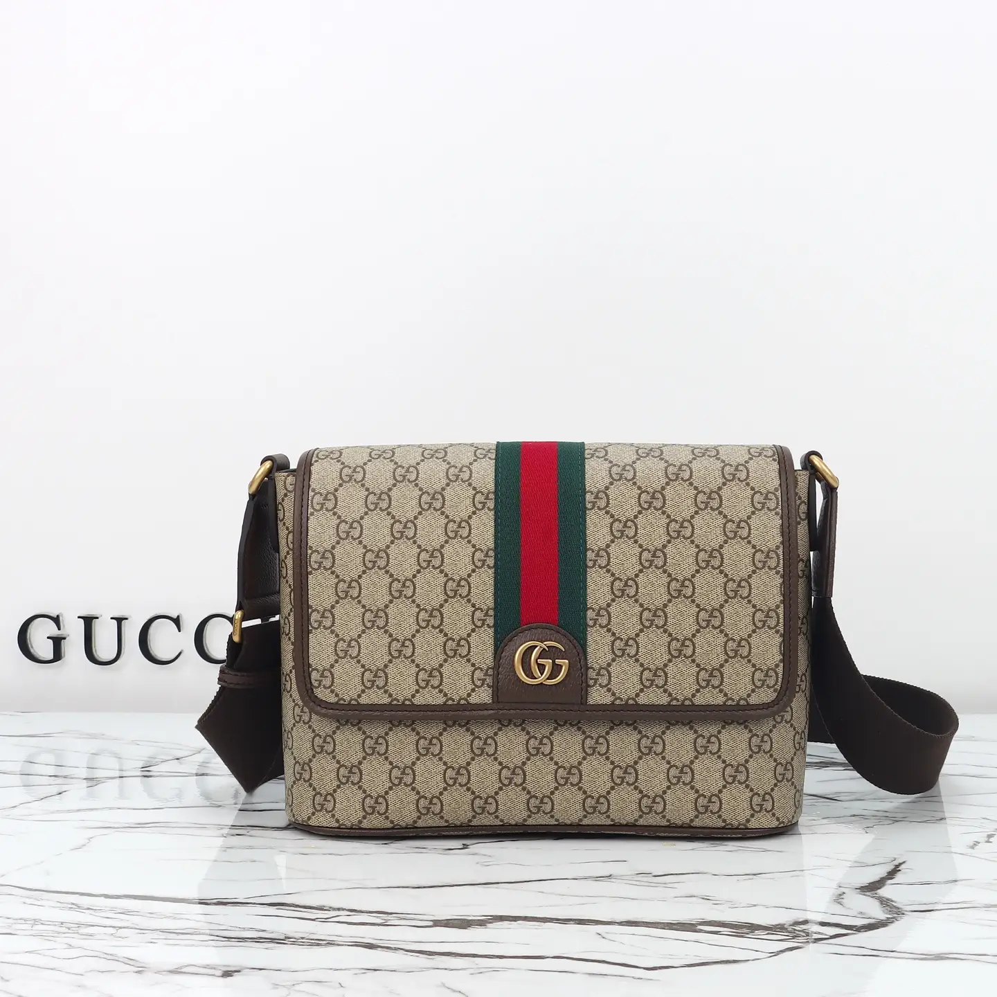 Gucci， Original leather, style 834467 Apricot coffee size