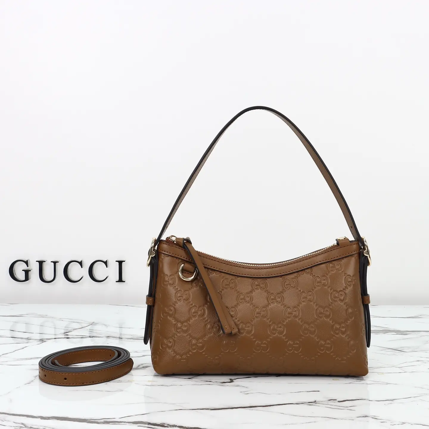 Gucci， Original leather, style 847450 brown press