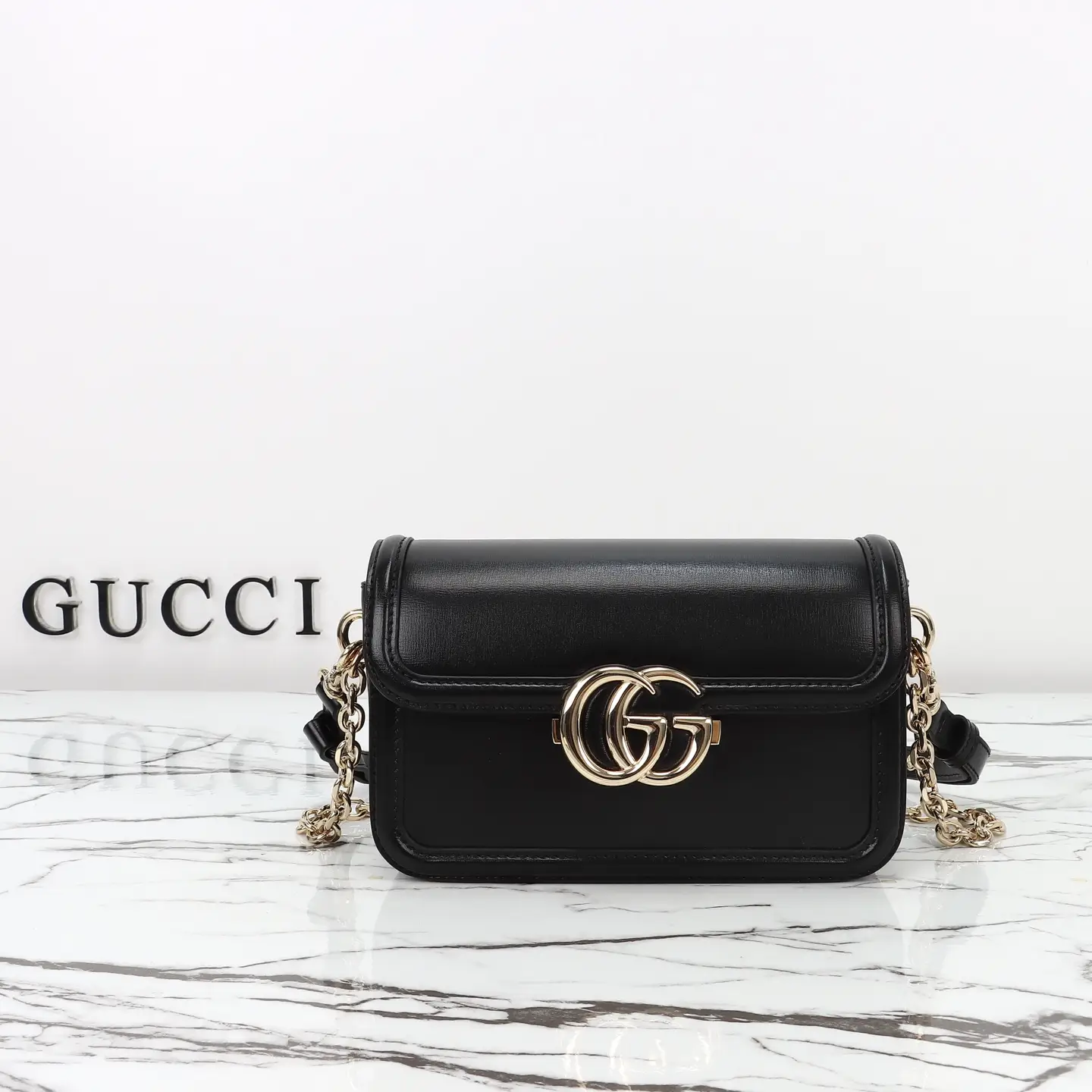 Gucci， Original leather, model number 826761 grams leather size