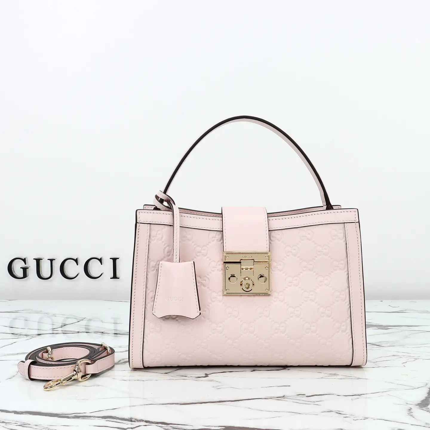 Gucci， Original leather, model number 838992 powder press size: width 25