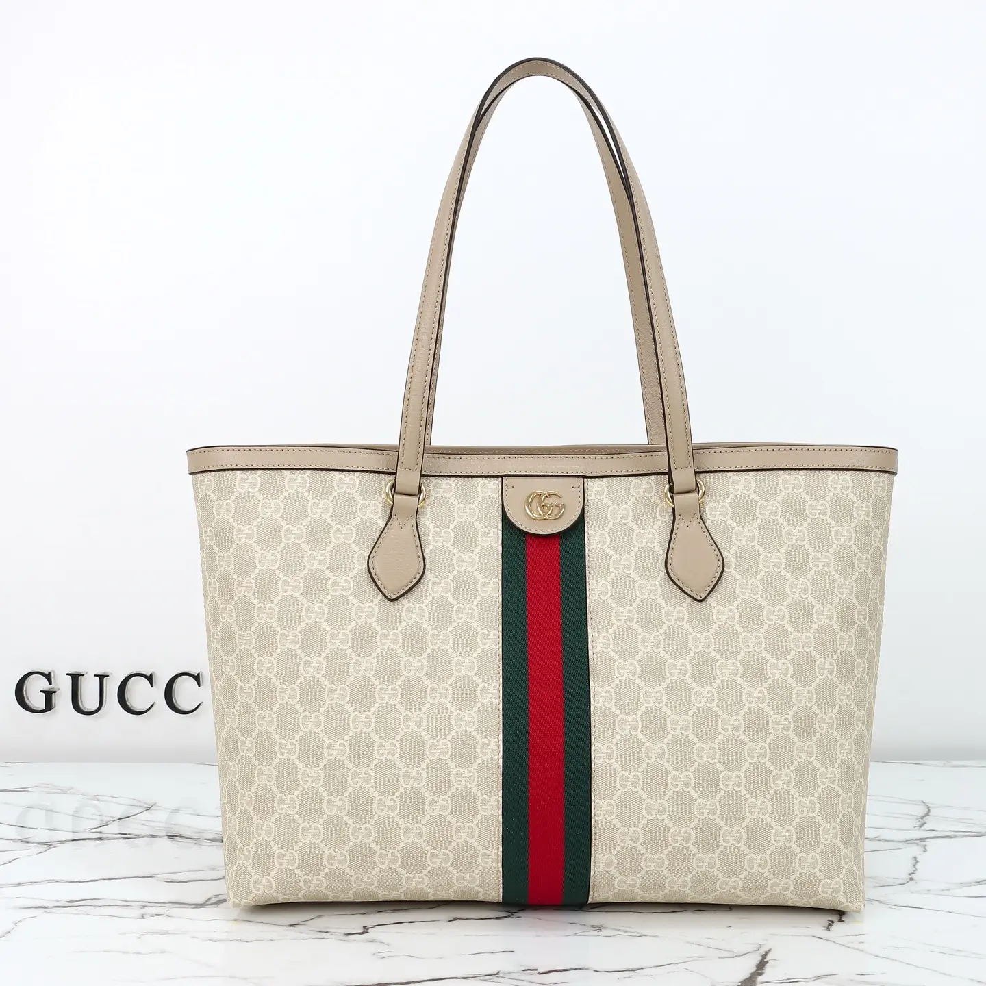Gucci， Original leather, model number 631685 meters, adhesive size: 38x wide