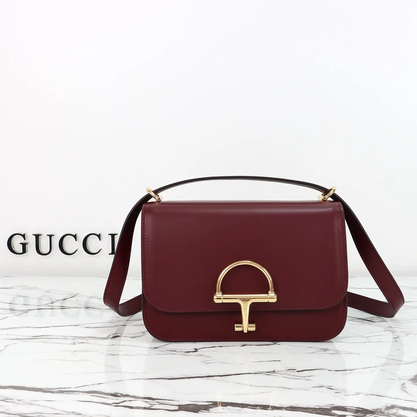 Gucci， Original leather, model number 846705, red size