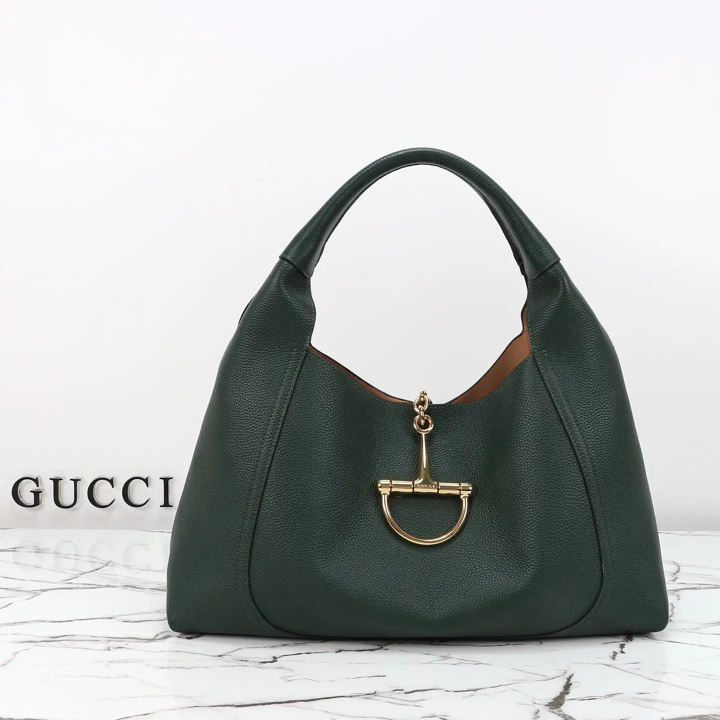 Gucci， Original leather, model number 837466 dark green