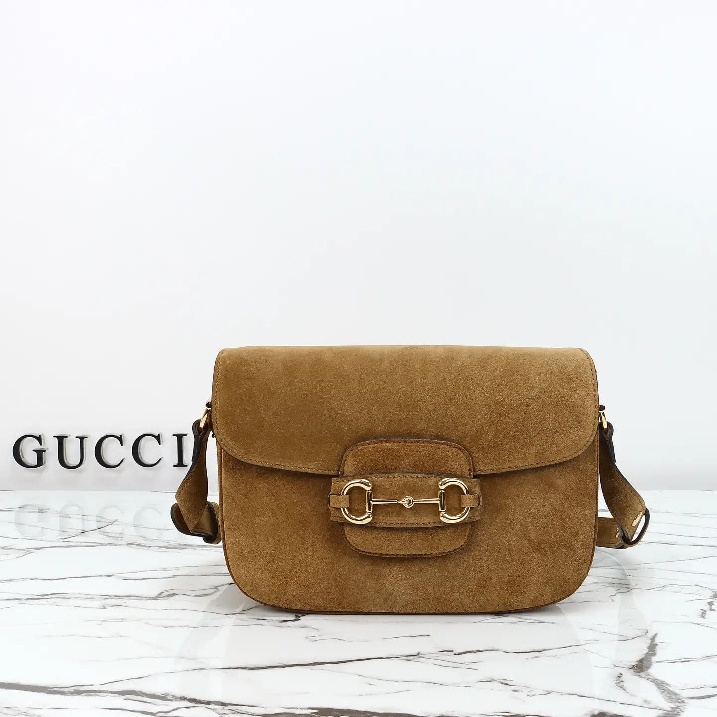 Gucci， Original leather, style 847063 brown frosted size: 26 wide