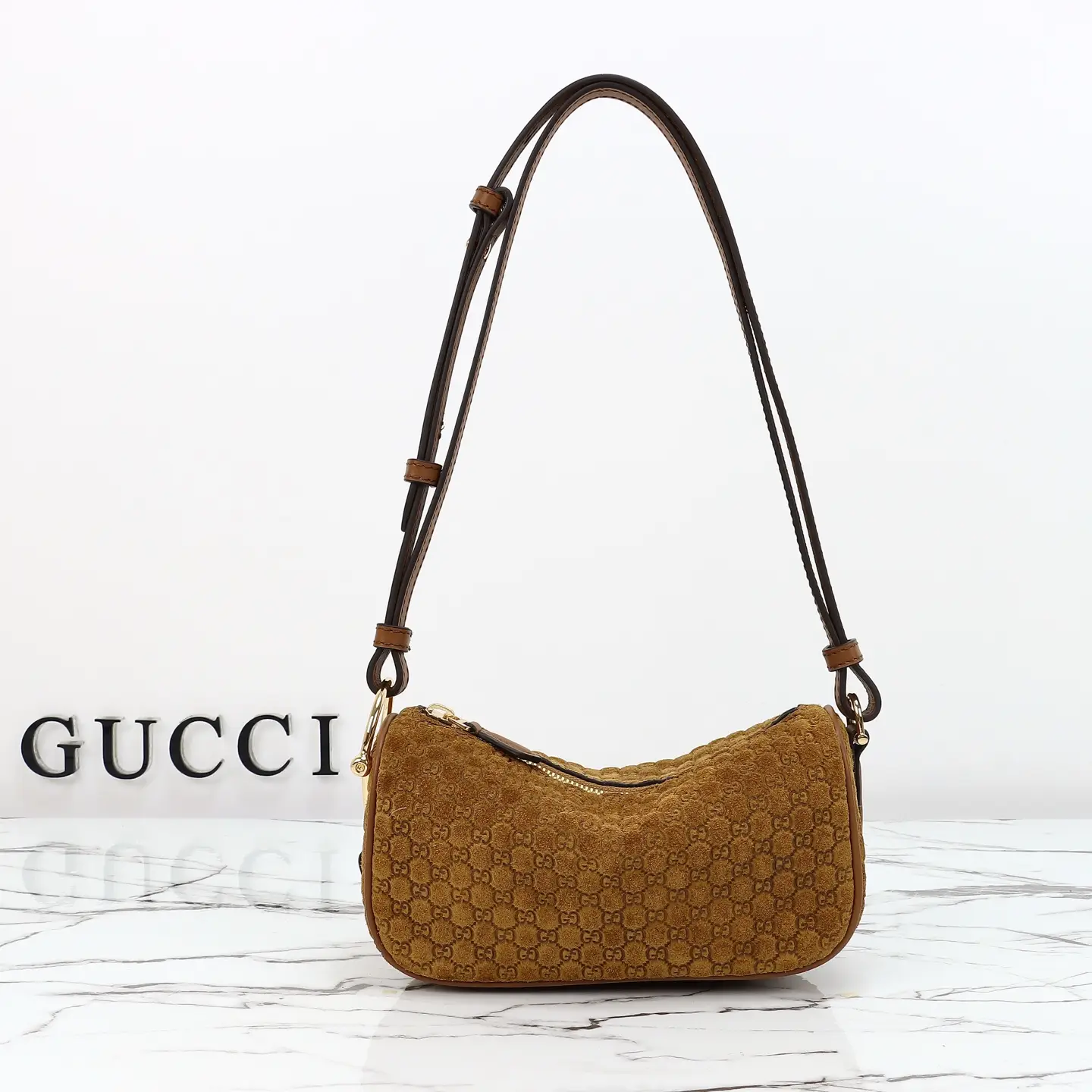 Gucci， Original leather, style 860784 brown frosted size: width 19