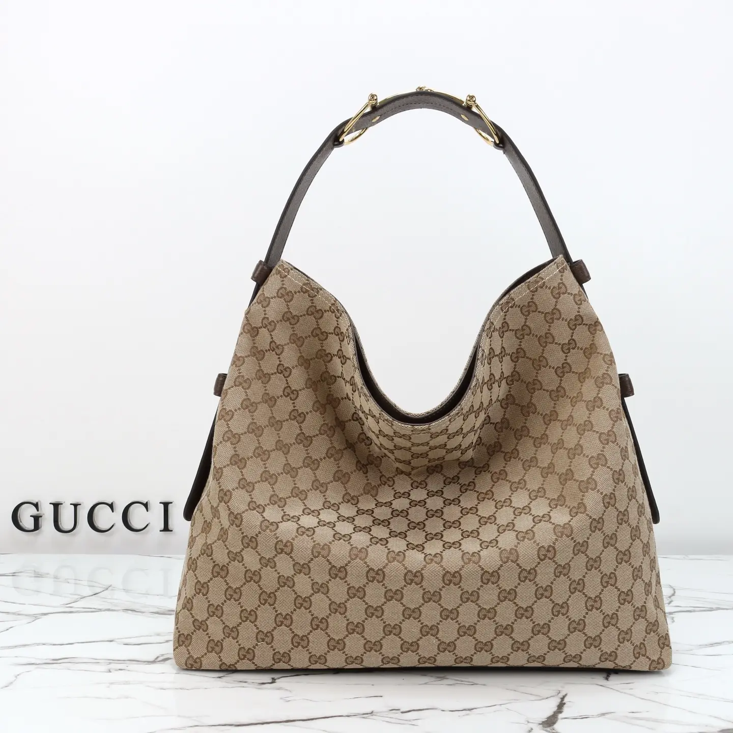Gucci， Original leather, style 850546 Apricot cloth size: 40x wide