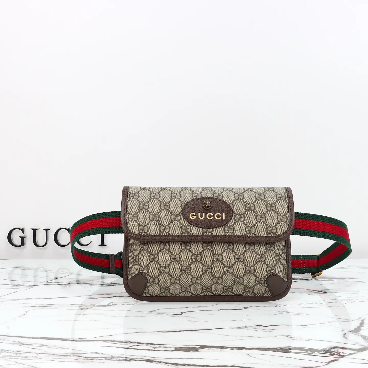 Gucci， Original leather, style 493930 brown size: 24x wide