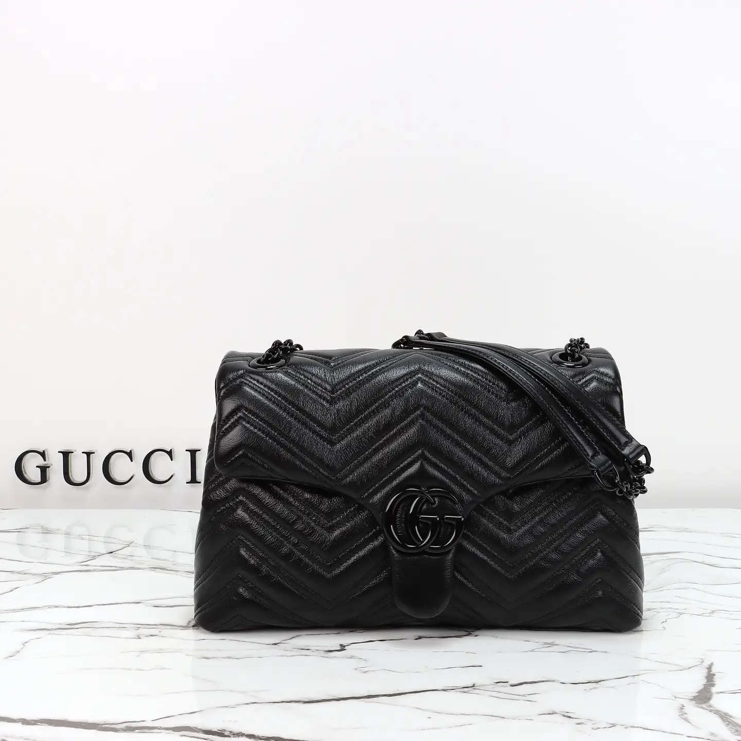 Gucci， Original leather, model number 850676 grams leather size: width 31x