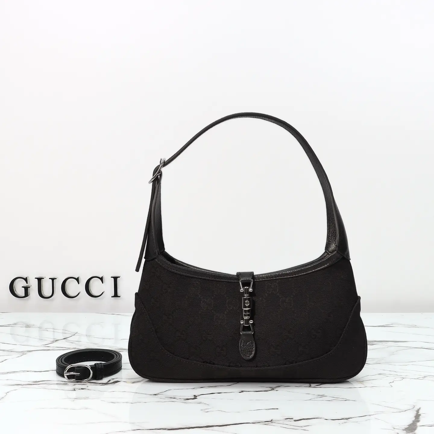 Gucci， Original leather, model number 863137 grams, fabric size: width 27x