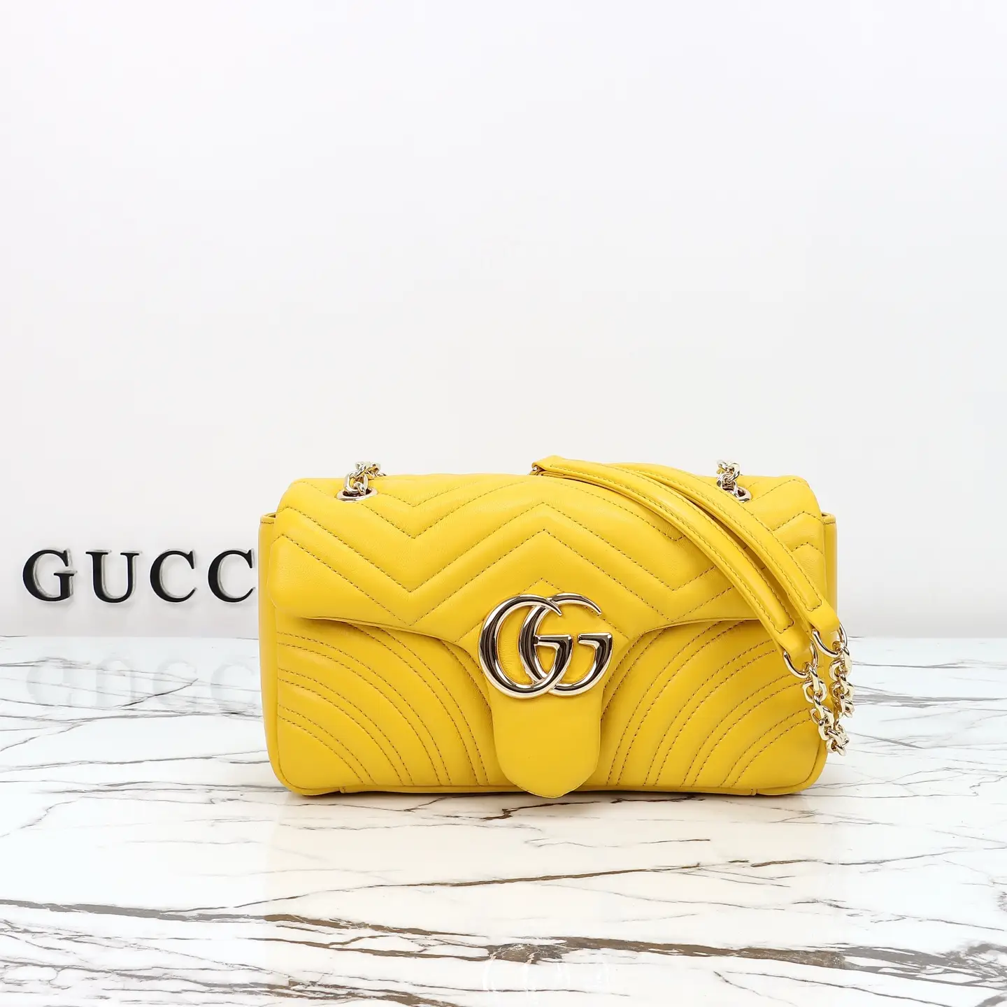 Gucci， Original leather, style 837267 mustard yellow ruler