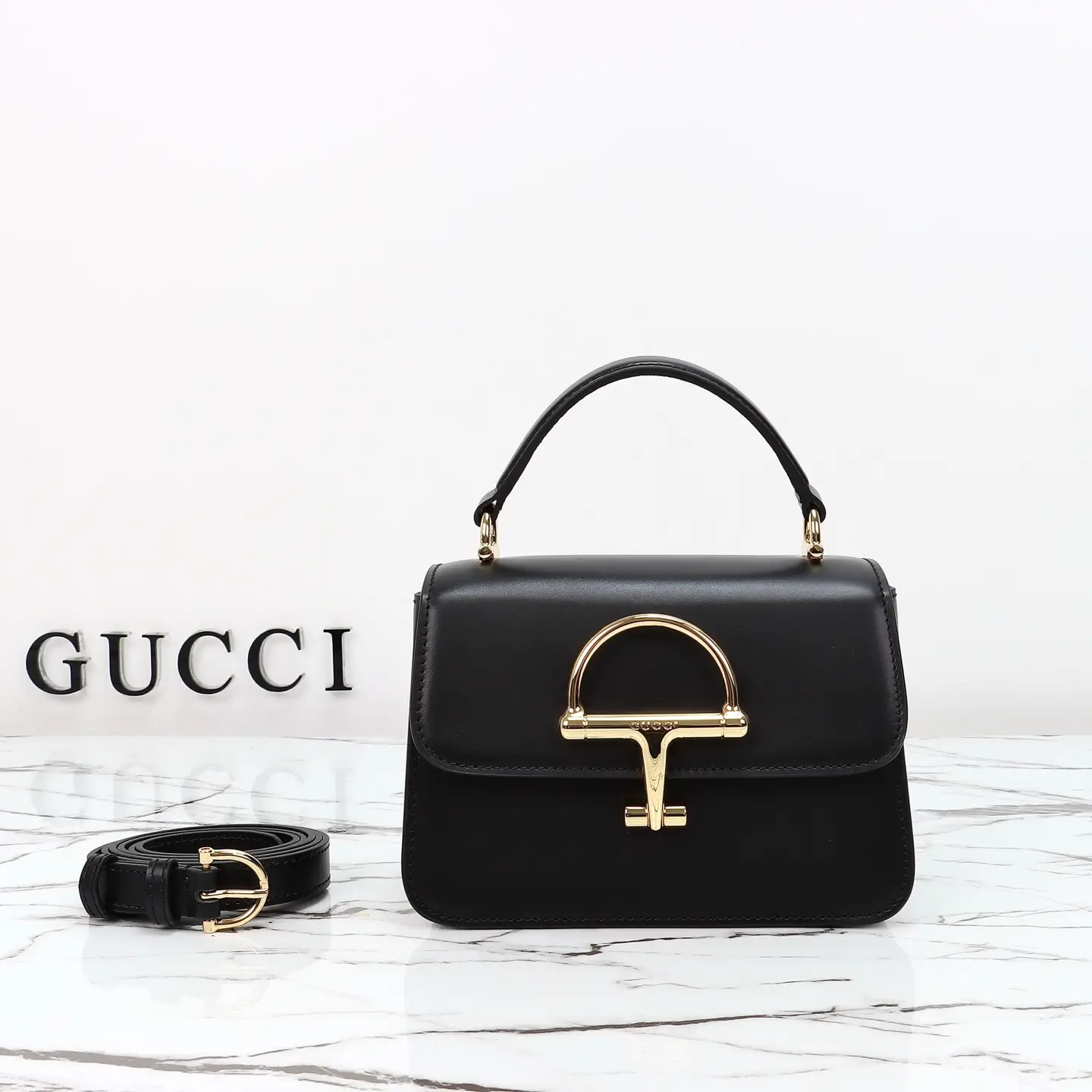Gucci， Original leather, model number 855536 grams leather size