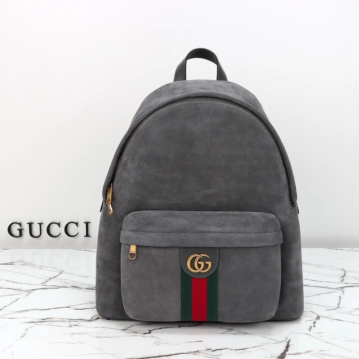 Gucci， Original leather, style 834466 gray frosted ruler
