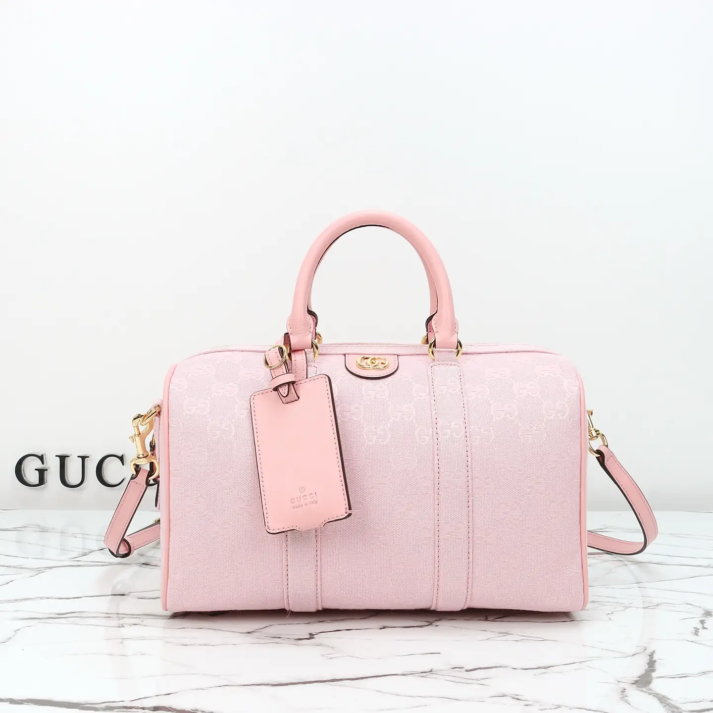 Gucci， Original leather, style 857595 powder cloth