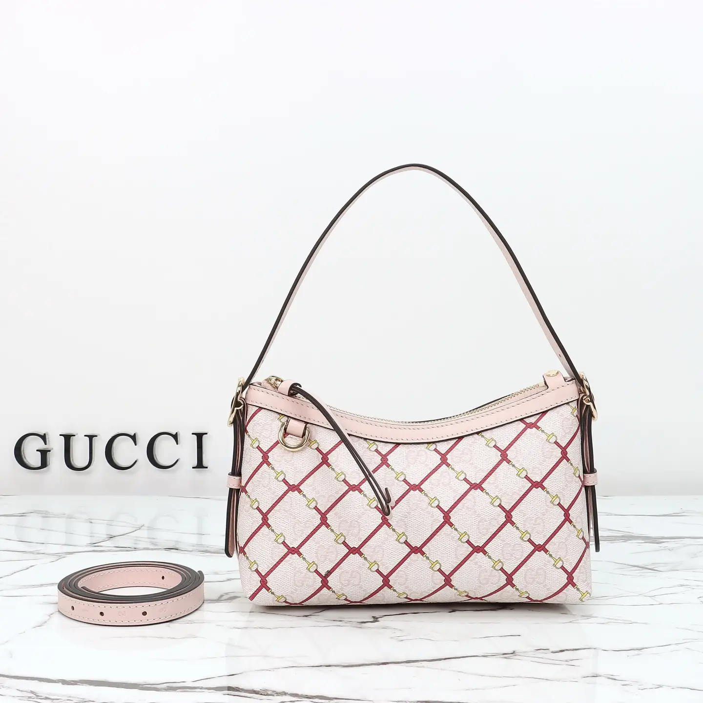 Gucci， Original leather, model number 847450 New Year's