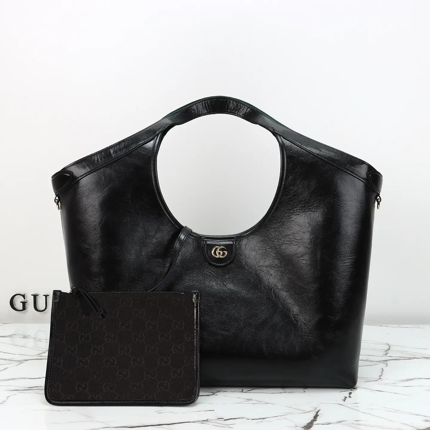 Gucci， Original leather, model number 853971 grams wax leather ruler