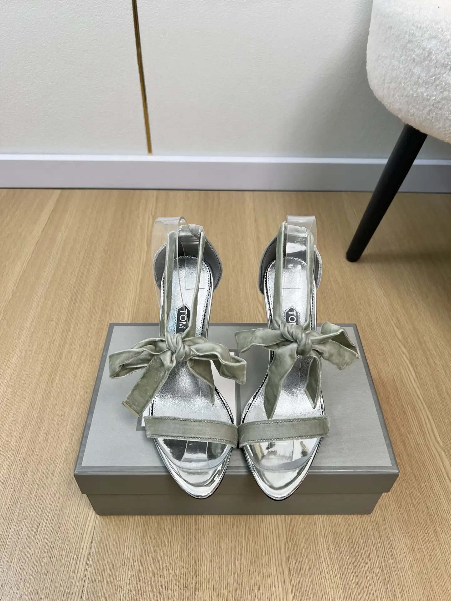 Tom Ford | 2026 ˢˢ
TF Home 2026 Early Spring