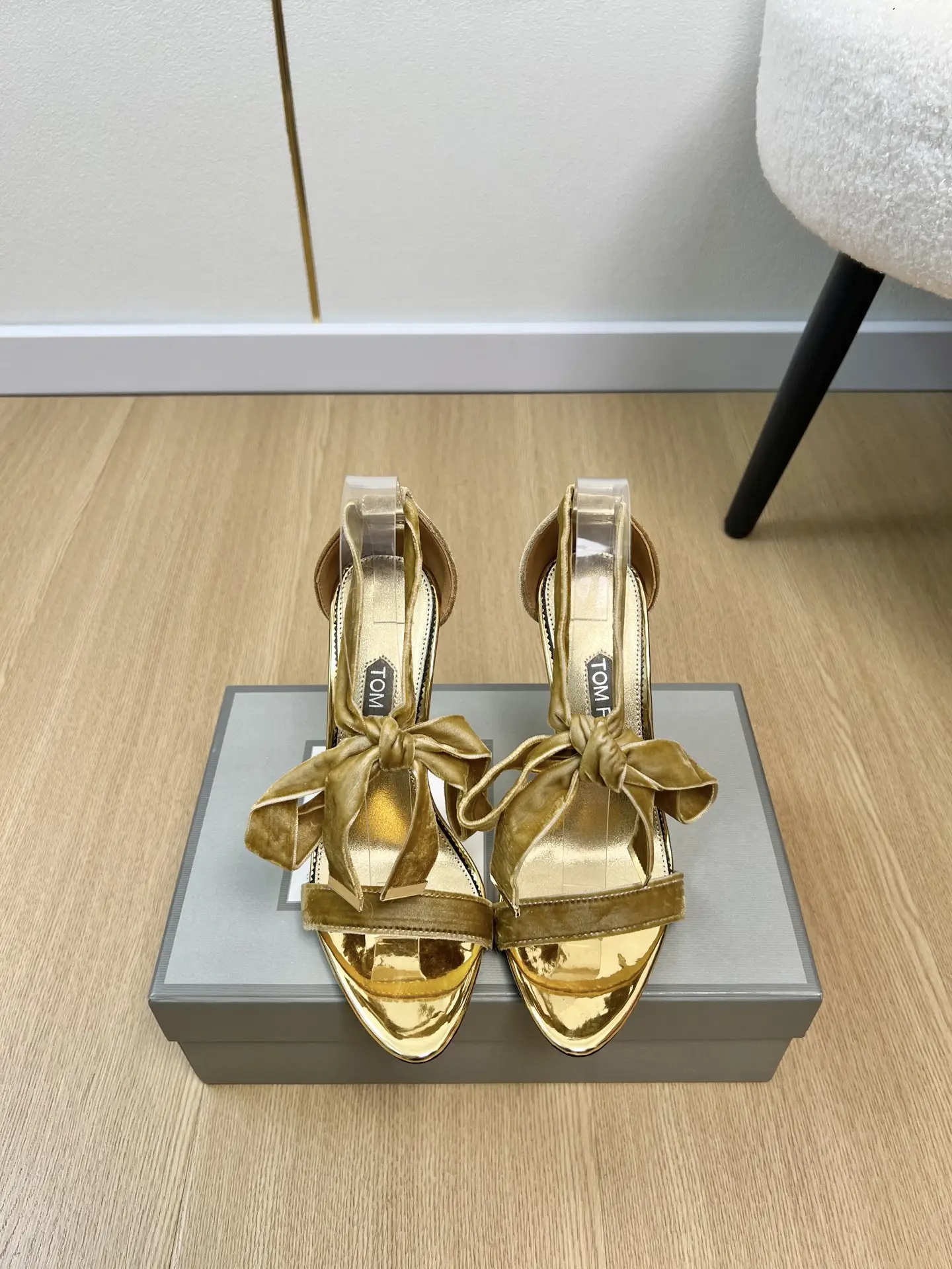Tom Ford | 2026 ˢˢ
TF Home 2026 Early Spring