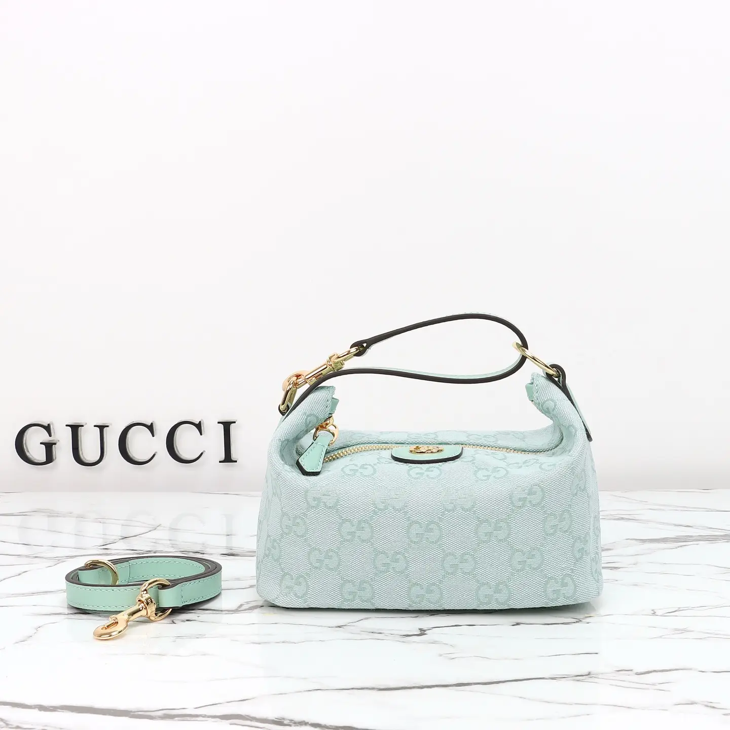 Gucci， Original leather, model number 861774 light orchid