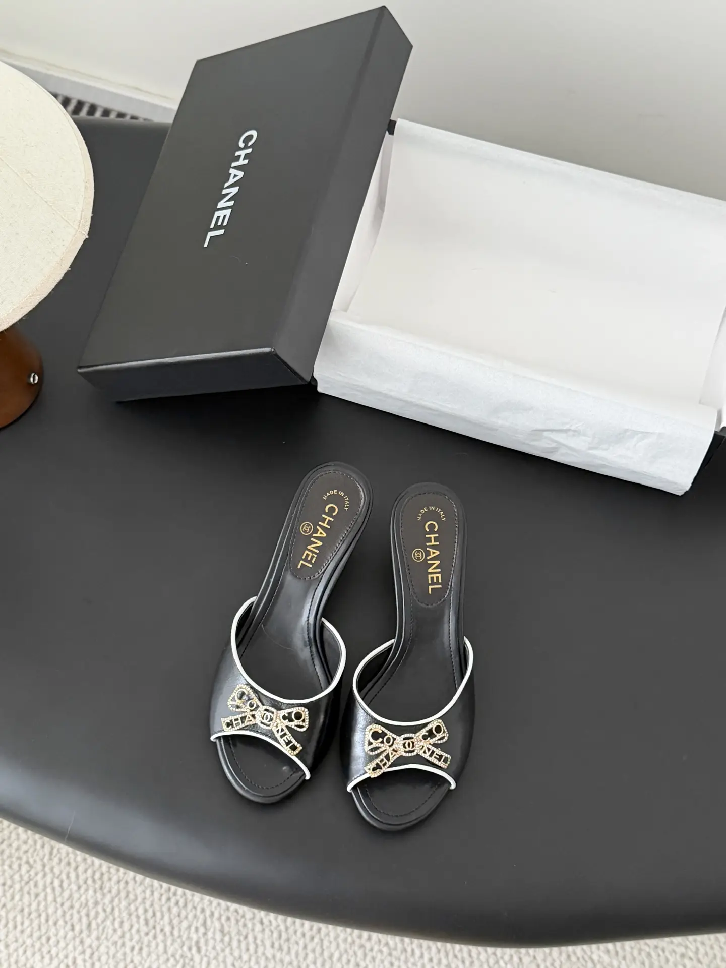 Chanel 26K Spring/Summer New Product Bow High Heels
Grandma Xiang's always elegant socialite