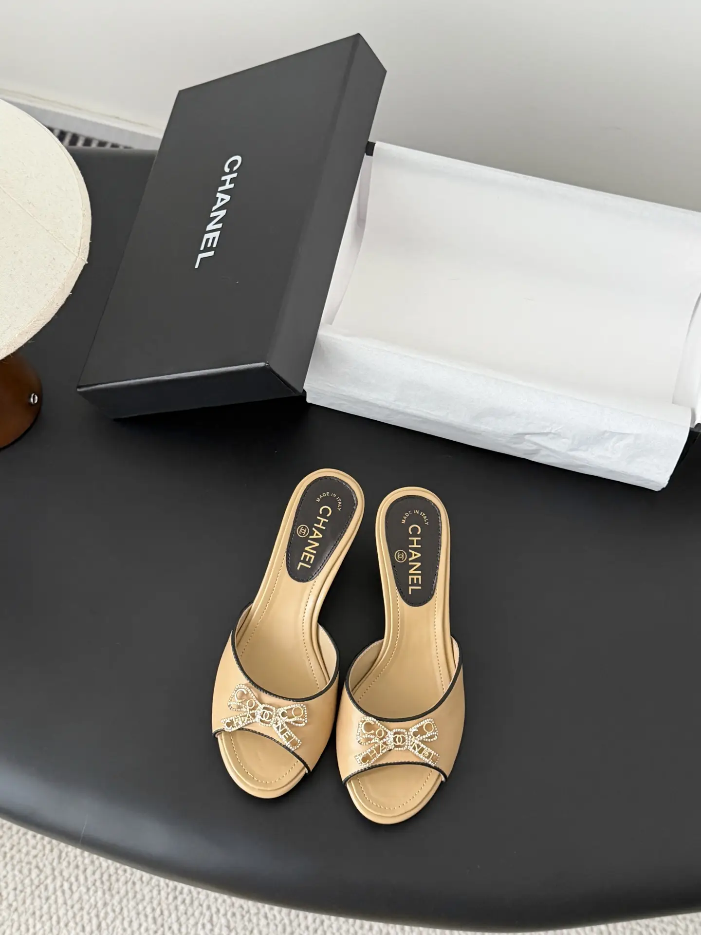 Chanel 26K Spring/Summer New Product Bow High Heels
Grandma Xiang's always elegant socialite