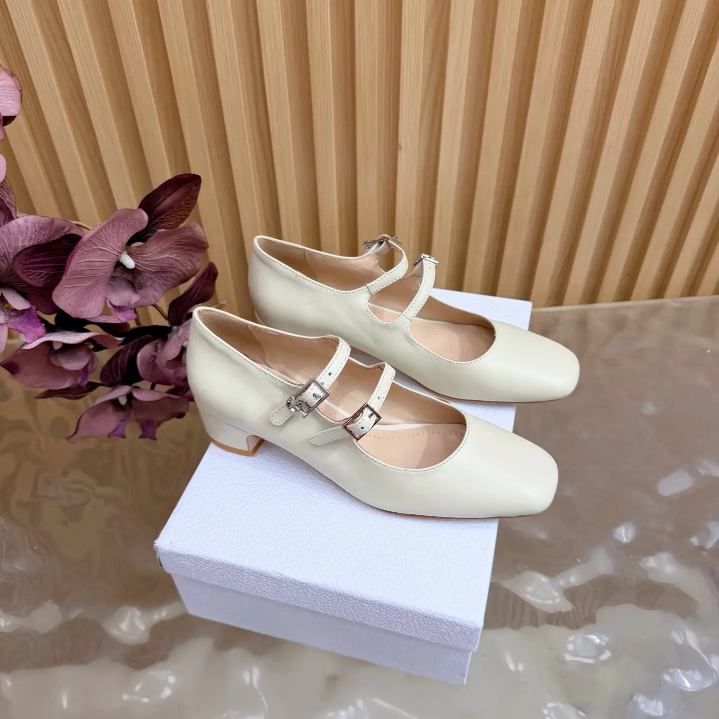 DIOR 2026 Spring/Summer New Product CD Buckle High Heel Temperament Single Shoe This Complete Length