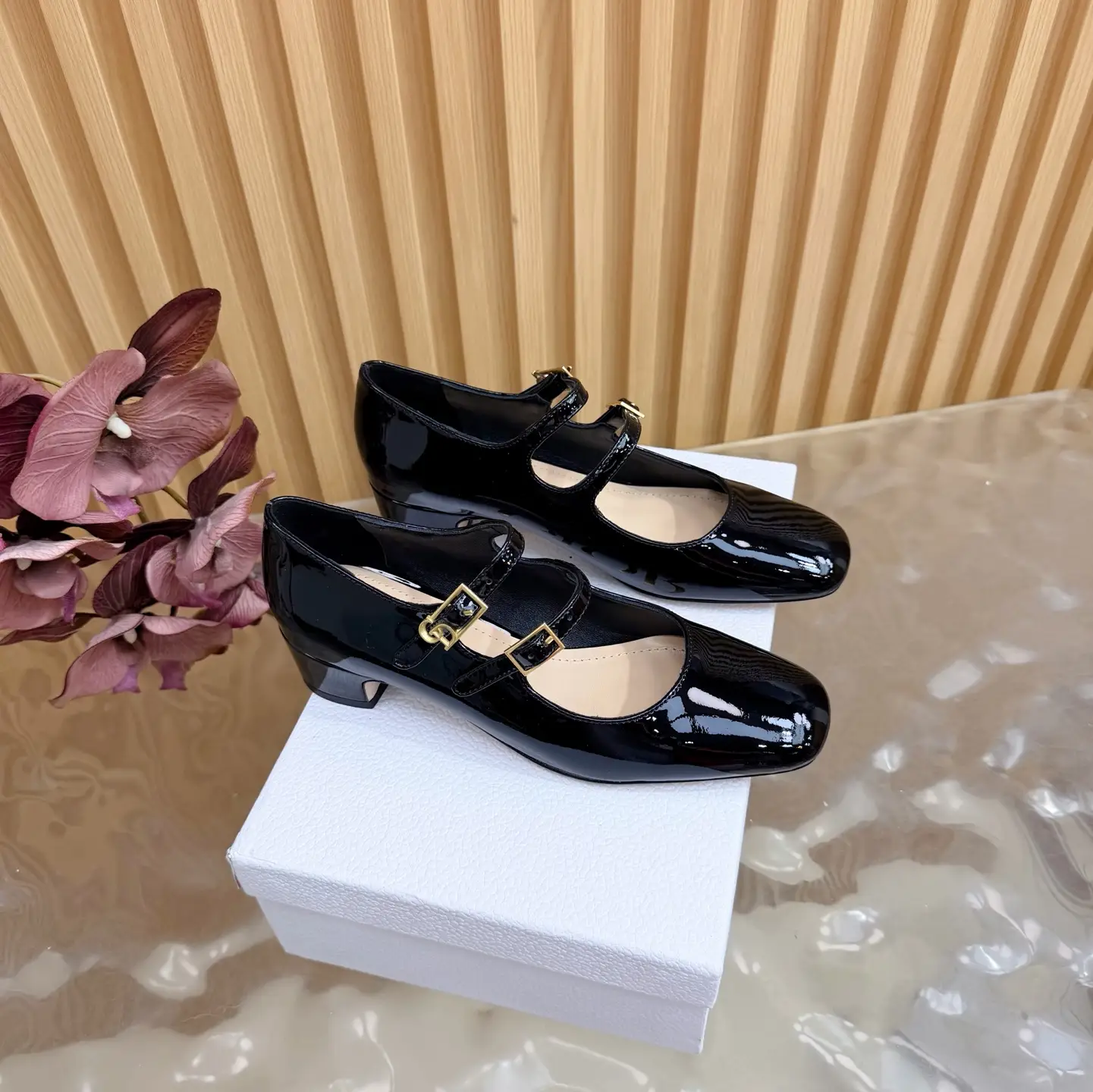 DIOR 2026 Spring/Summer New Product CD Buckle High Heel Temperament Single Shoe This Complete Length