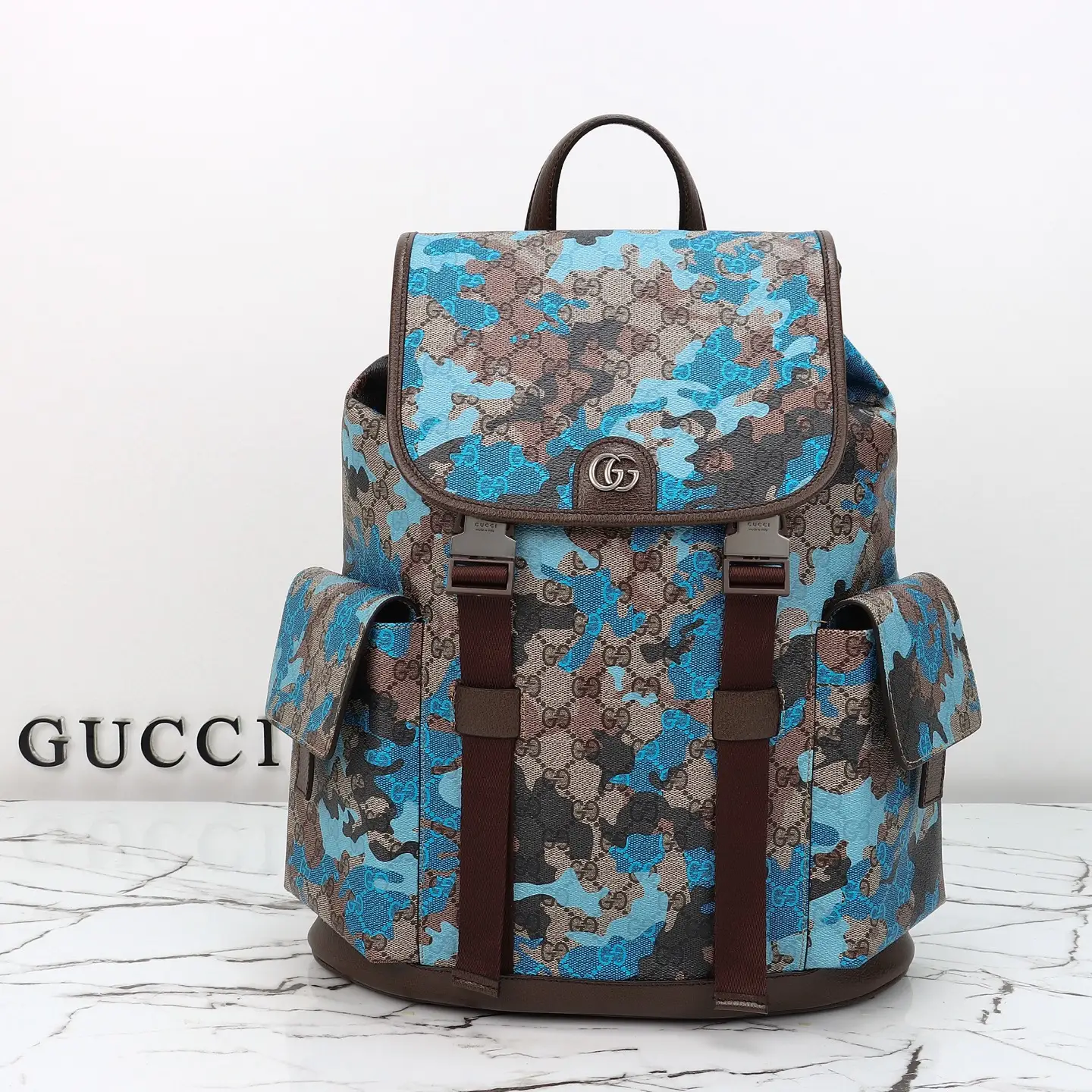 Gucci， Original leather, style 839110 blue flower size: 35x wide