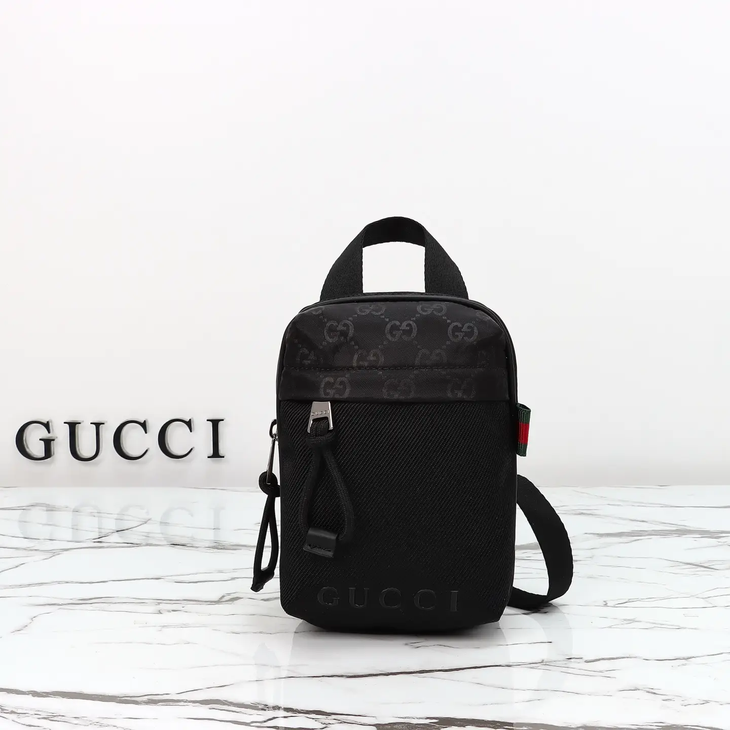 Gucci， Original leather, model number 834274 grams, fabric size: width 12