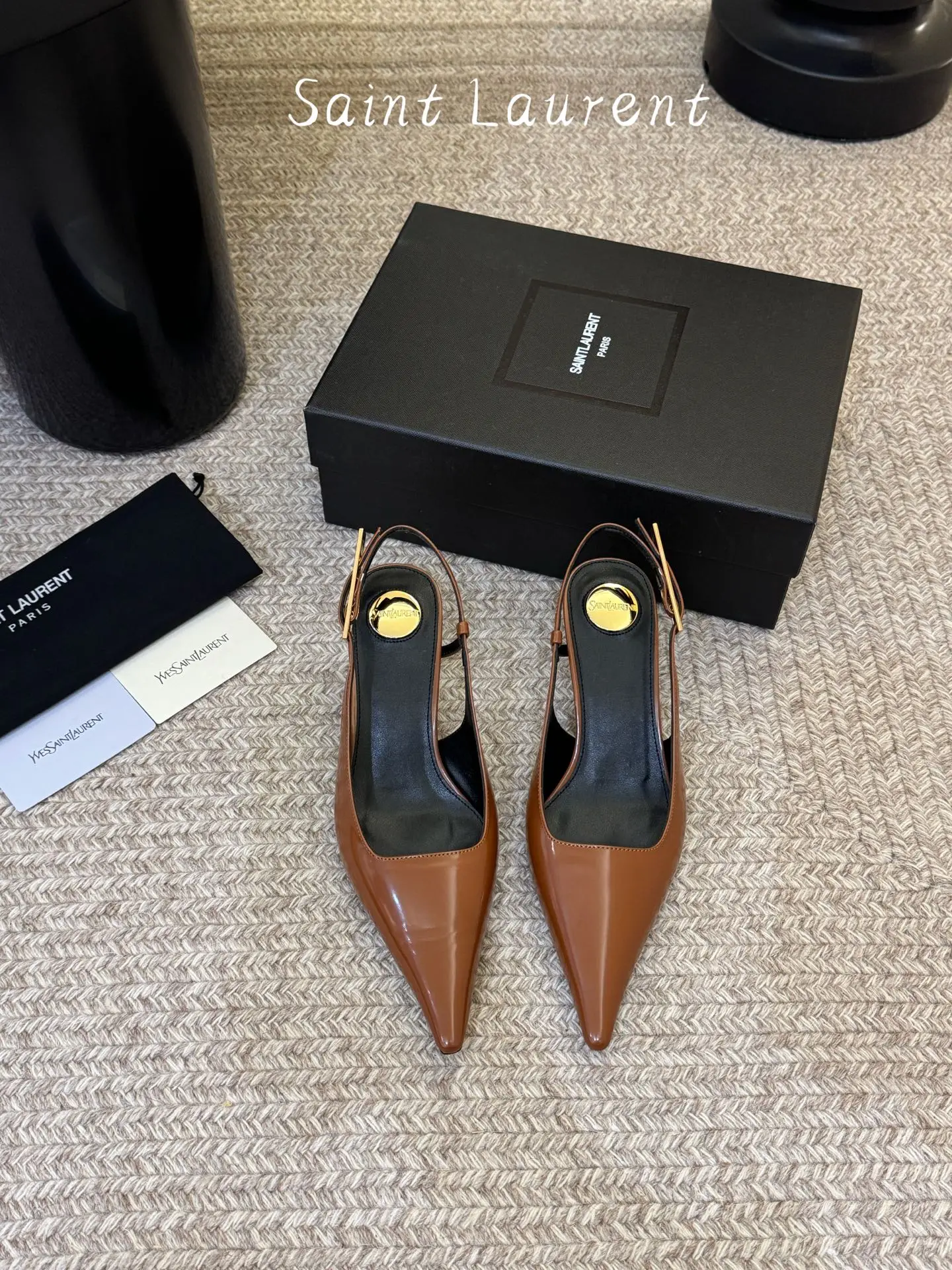 two hundred and ninety
Saint Laurent 26ss YSL pointed back