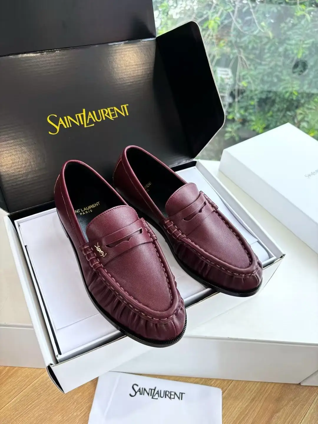 350 men's size ➕ 30 Saint Lauren * YSL Saint Laurent 20