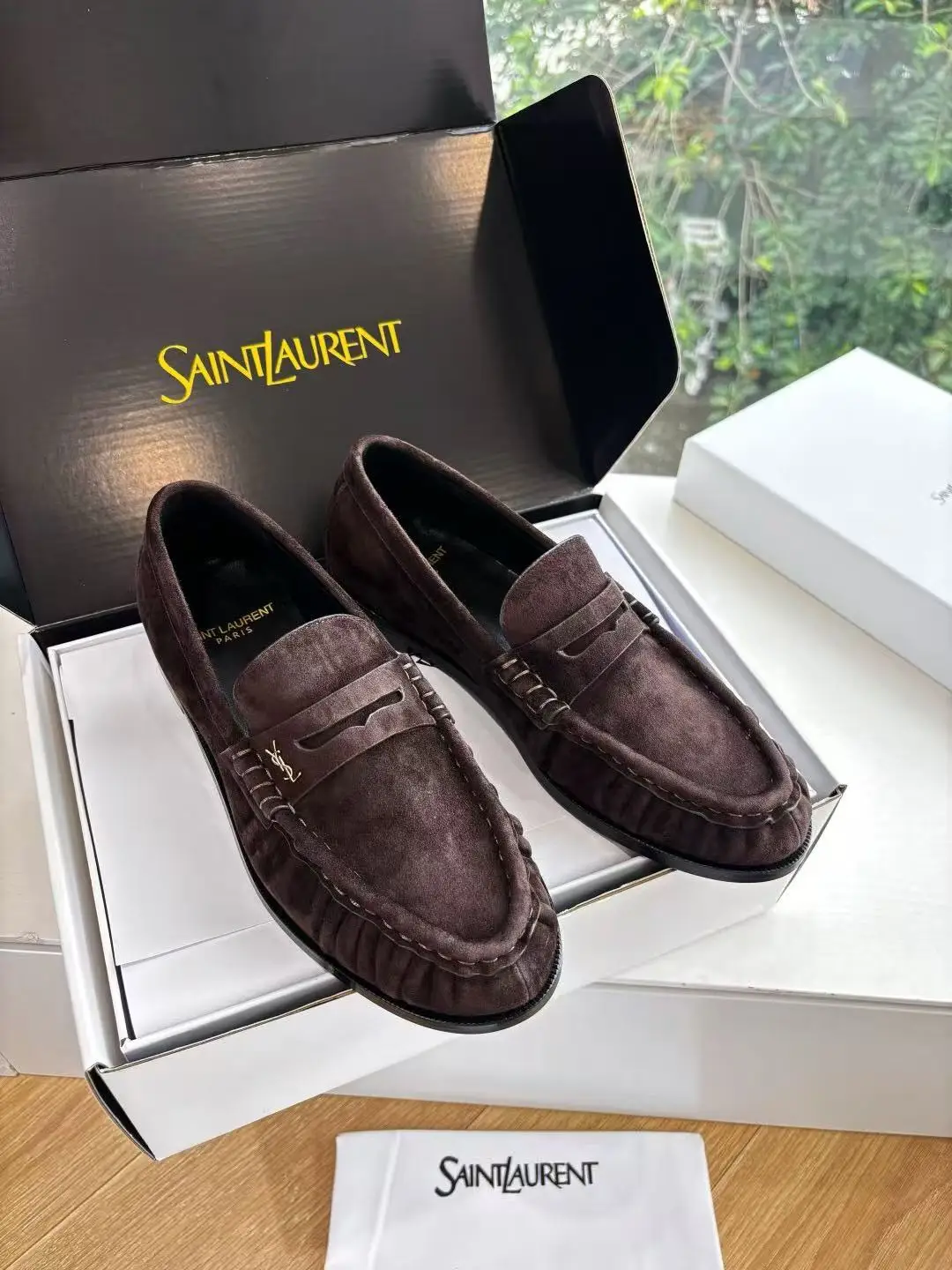 350 men's size ➕ 30 Saint Lauren * YSL Saint Laurent 20