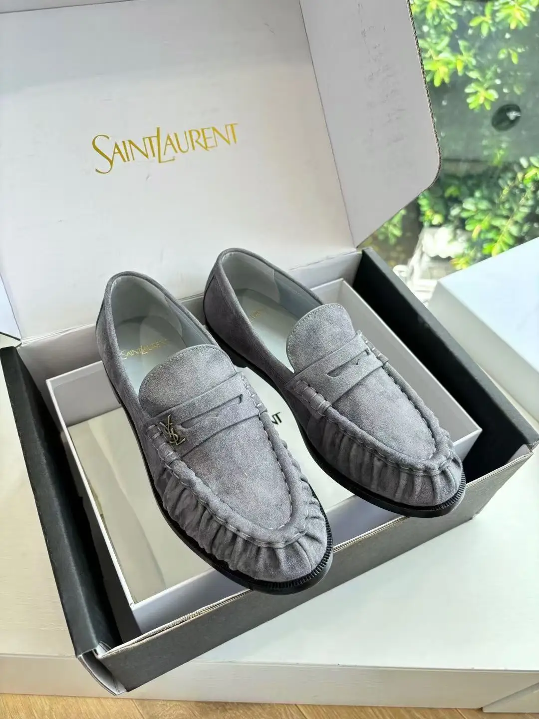350 men's size ➕ 30 Saint Lauren * YSL Saint Laurent 20