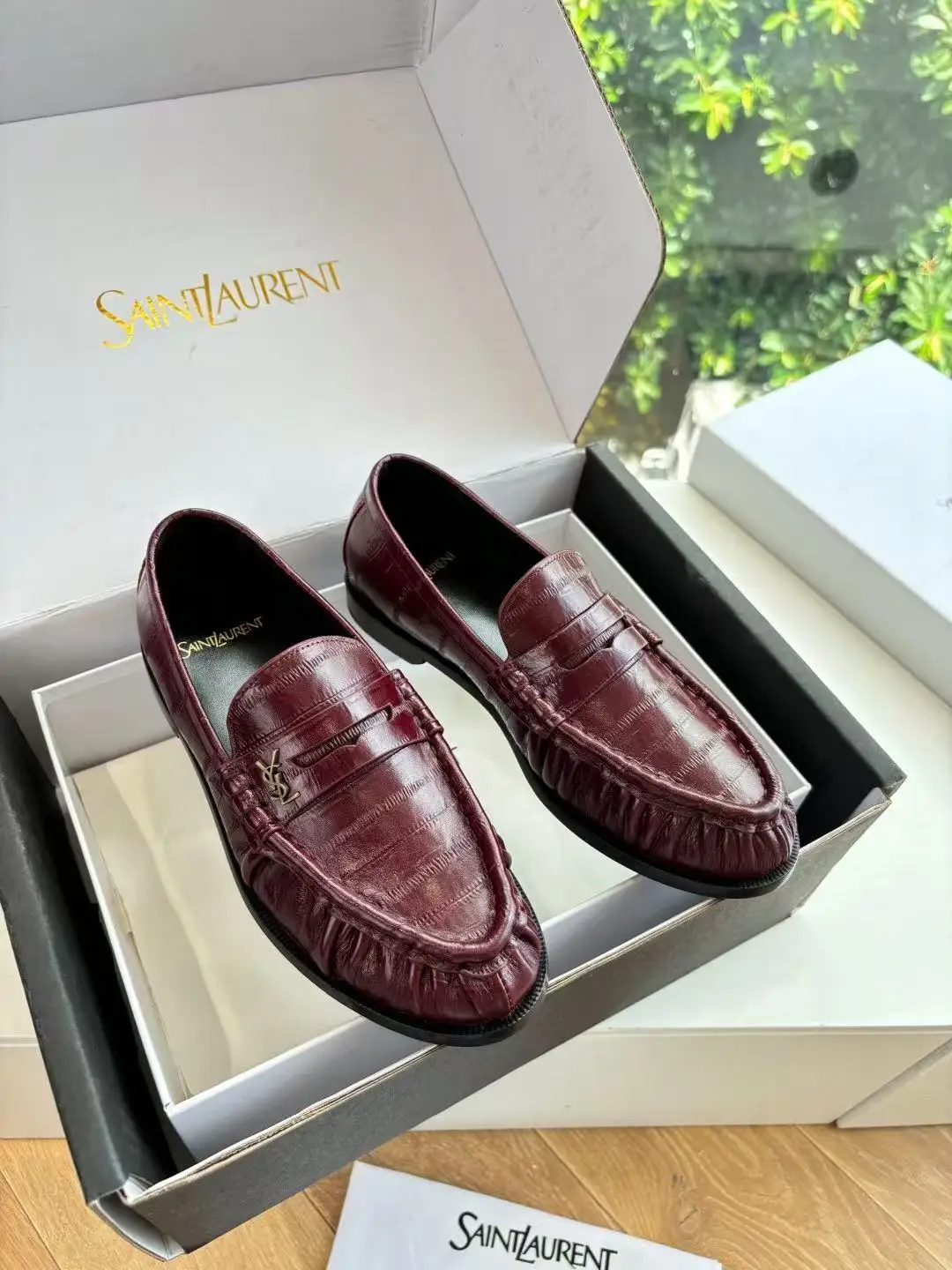 350 men's size ➕ 30 Saint Lauren * YSL Saint Laurent 20