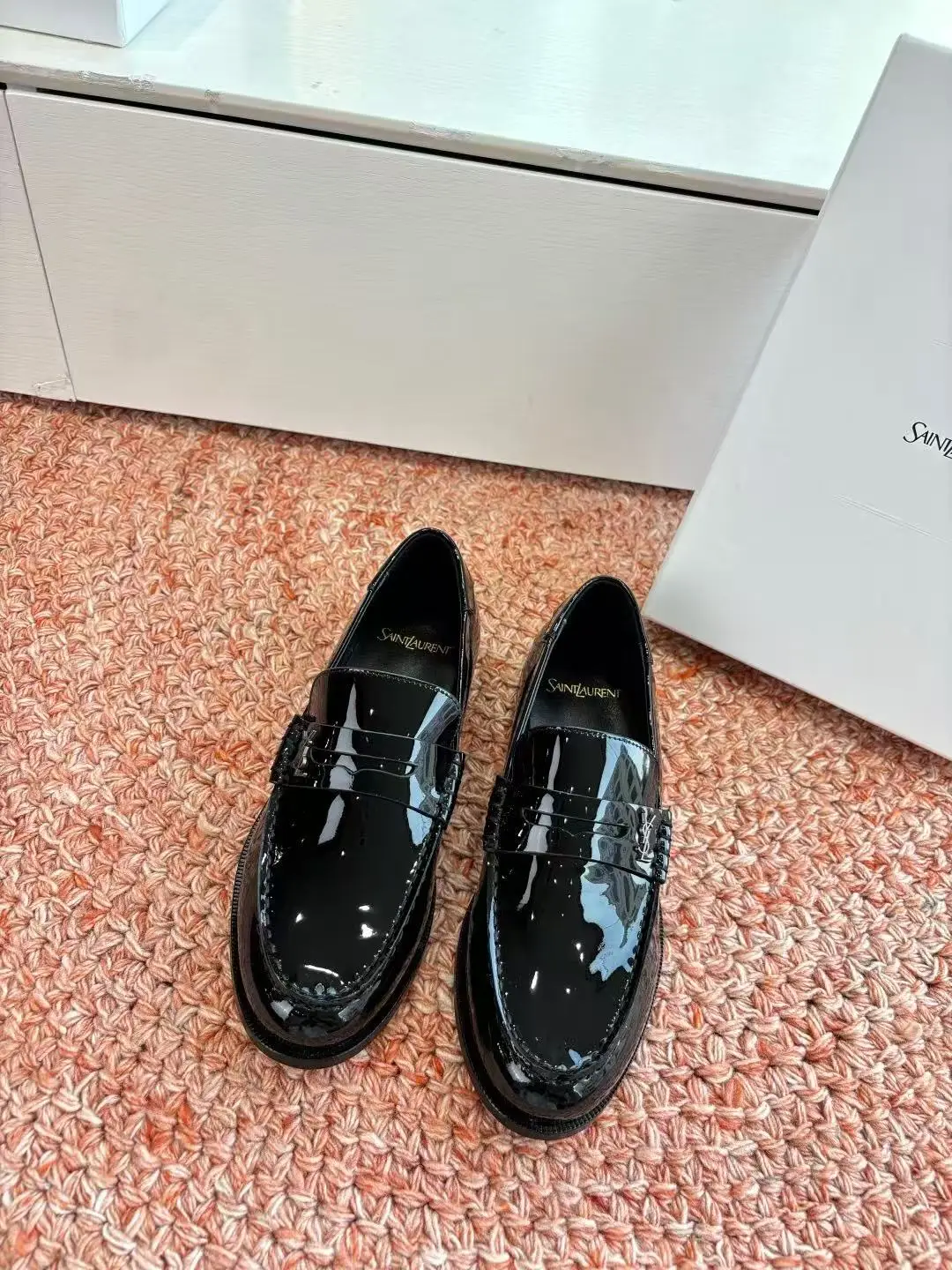350 men's size ➕ 30 Saint Lauren * YSL Saint Laurent 20