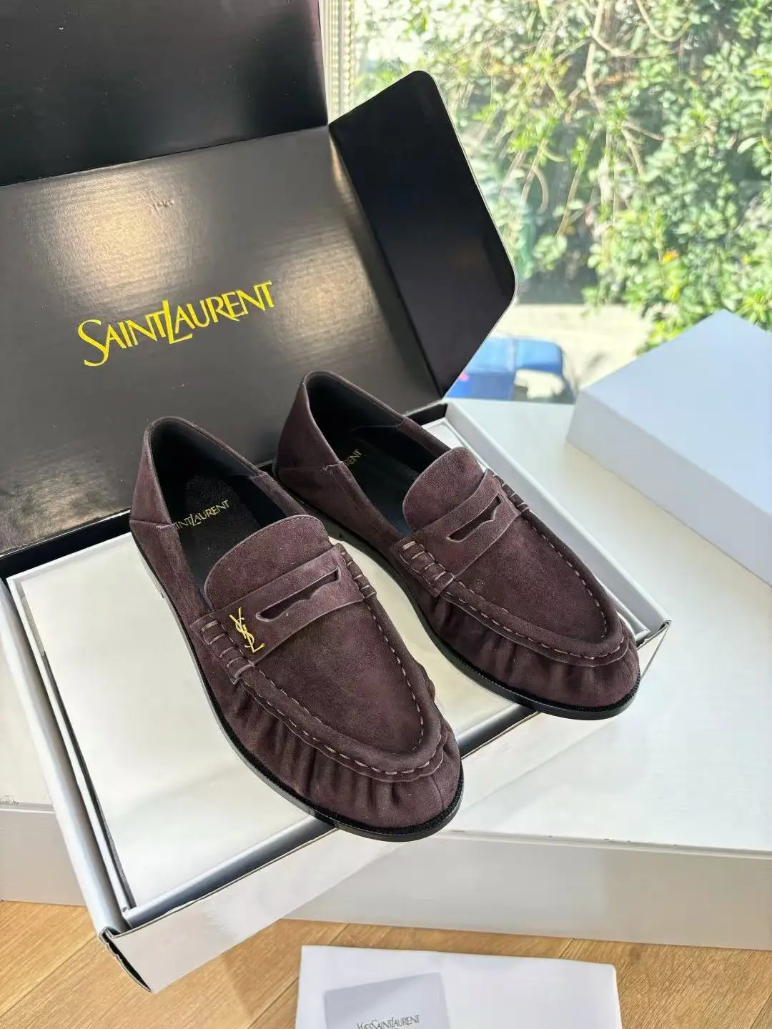 350 men's size ➕ 30 Saint Lauren * YSL Saint Laurent 20