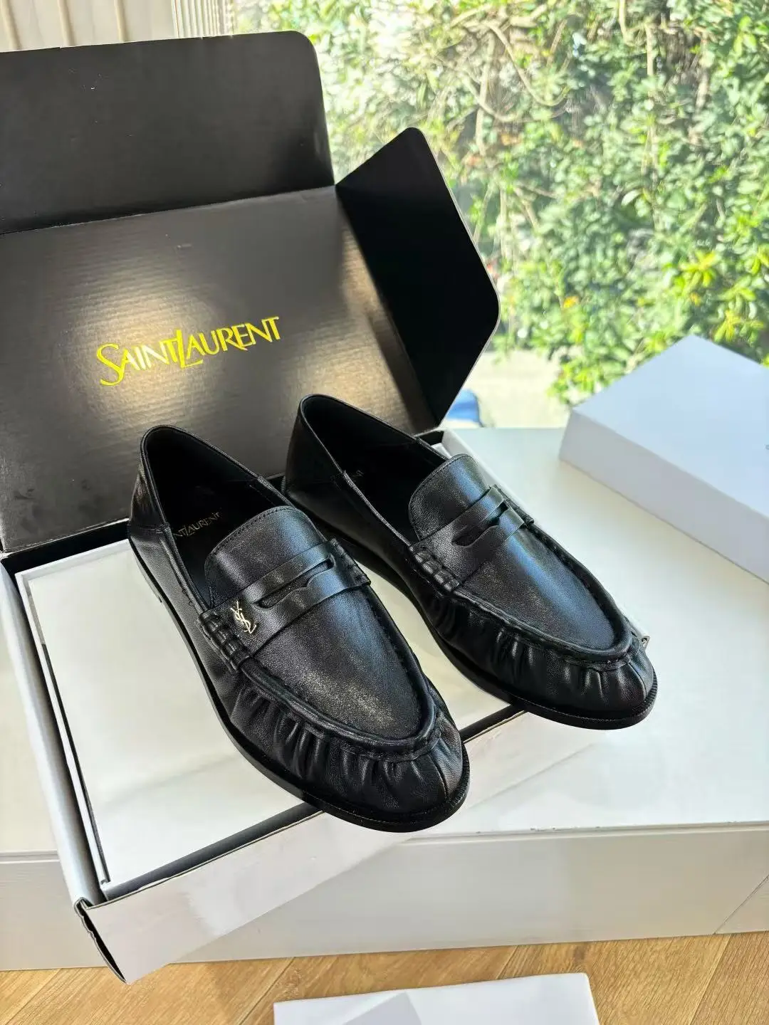 350 men's size ➕ 30 Saint Lauren * YSL Saint Laurent 20