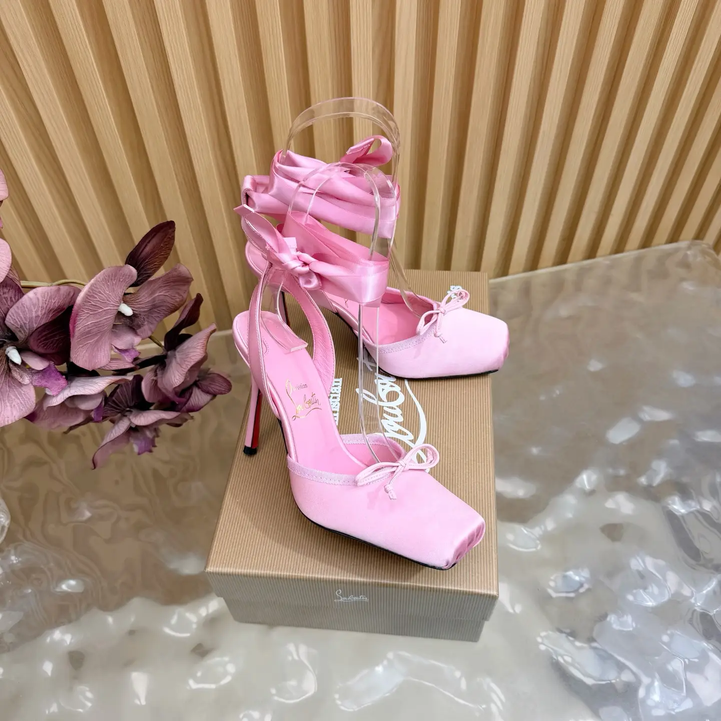 2026 Spring/Summer New Fashion Show Ballet Bow High Heel Sandals
CL red background forever