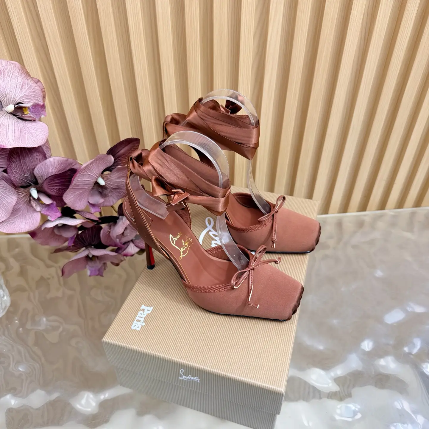 2026 Spring/Summer New Fashion Show Ballet Bow High Heel Sandals
CL red background forever