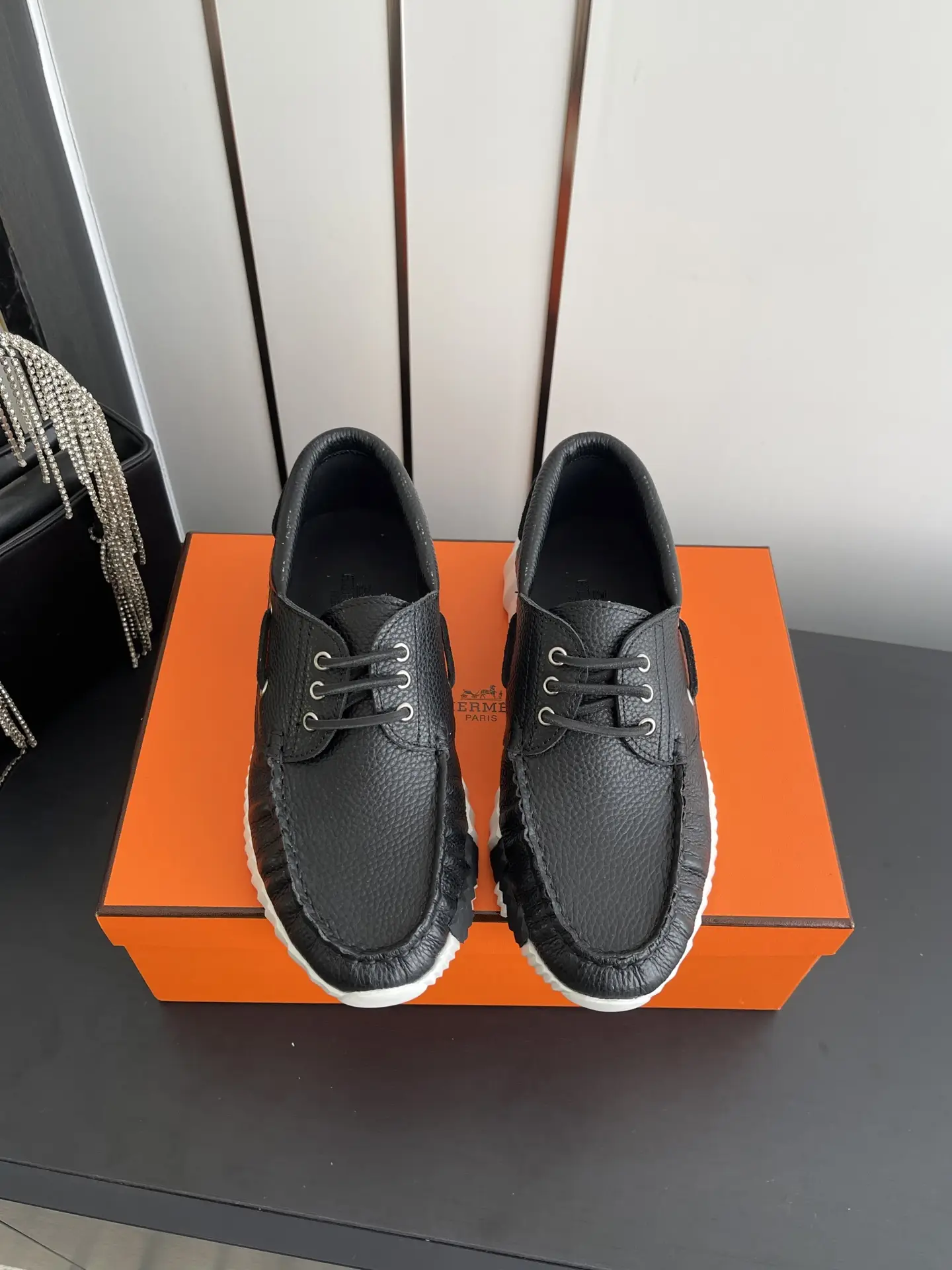 Female P Male 320
Hermes 26ss new model