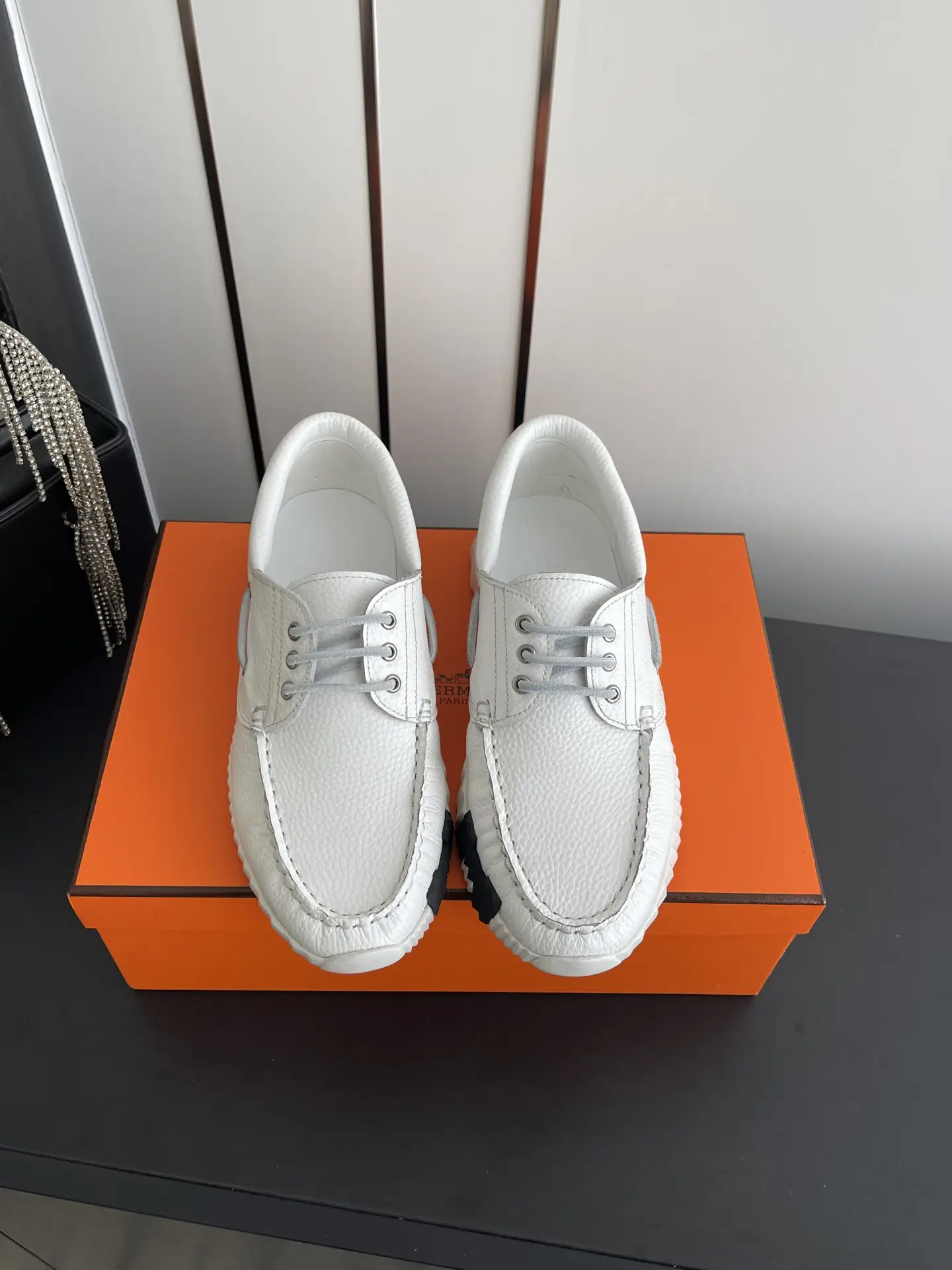 Female P Male 320
Hermes 26ss new model